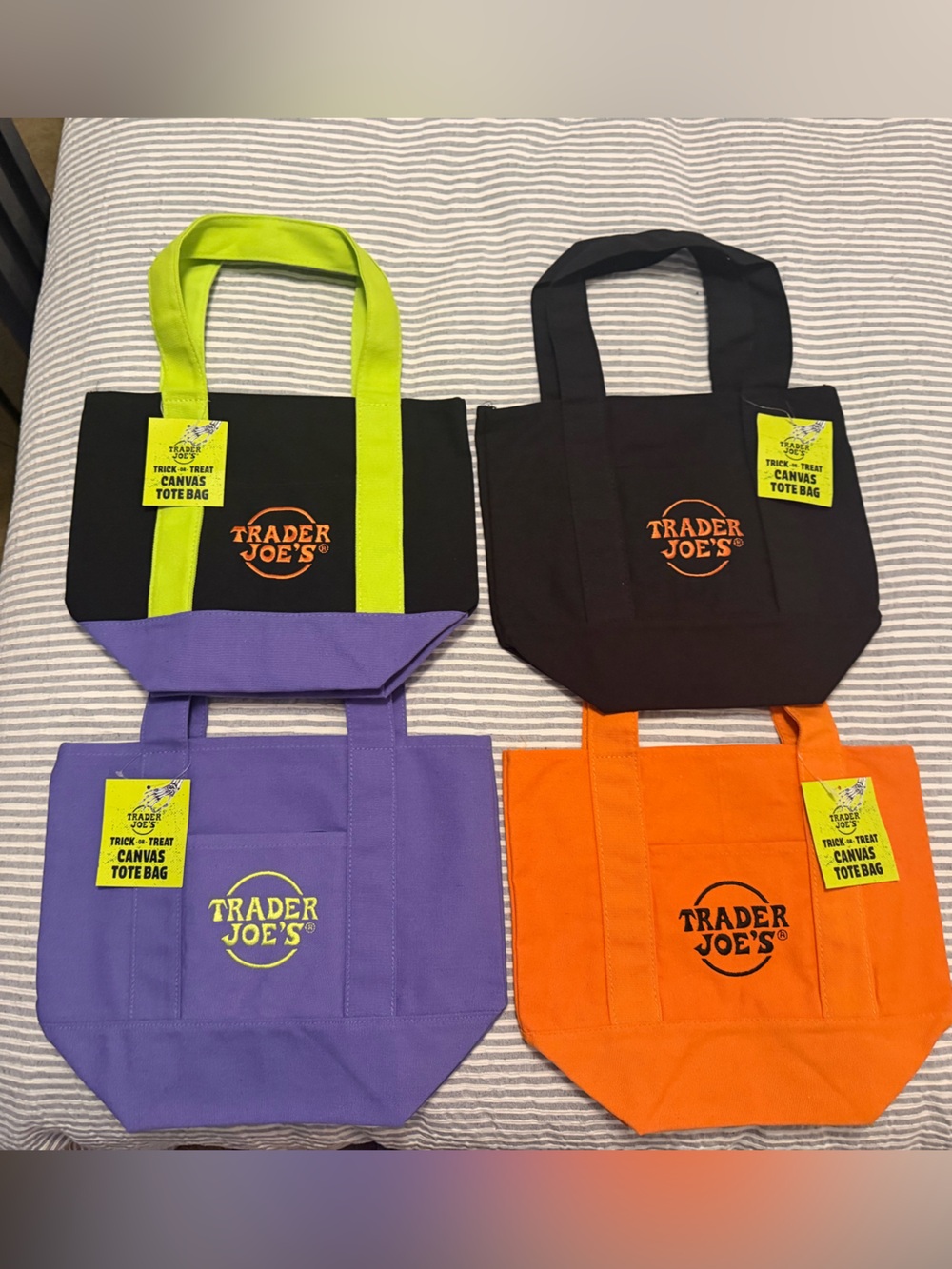 Complete set of 4 Trader Joe’s mini canvas Halloween bags (2025 release) - Picture 2 of 6